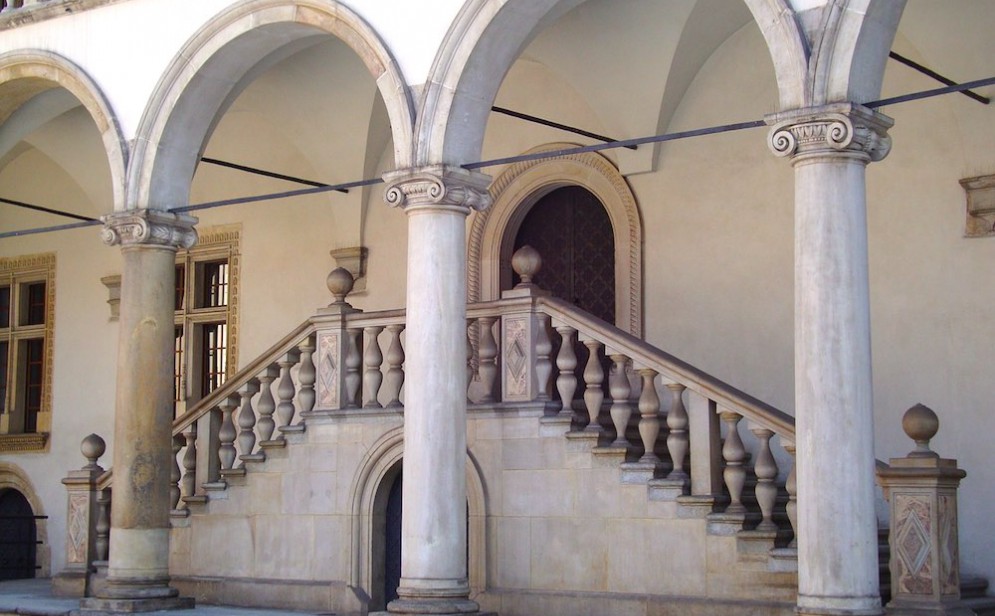 dziedziniec_arkadowy_zwiedzanie